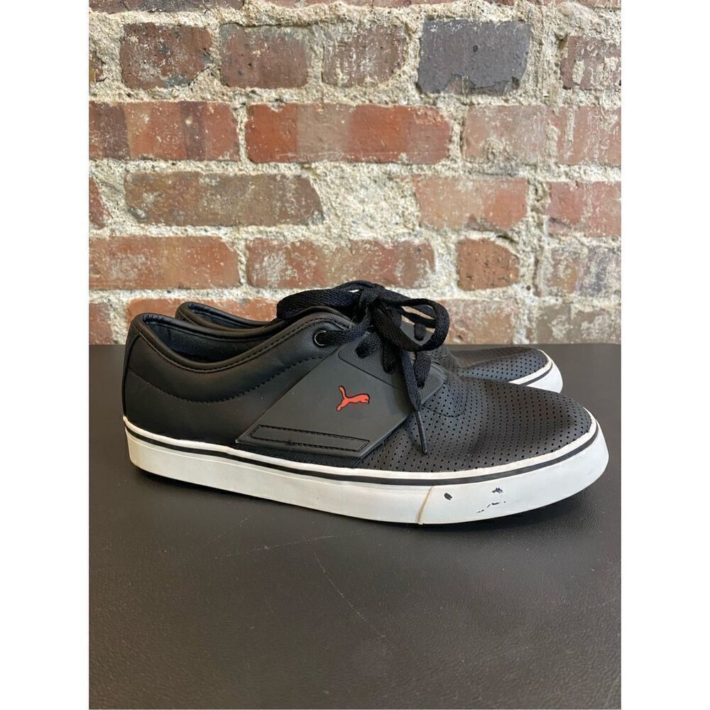 Puma Black Leather Sport Lifestyle Skater Sneaker SZ us7/eu39